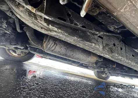 2012 Toyota Sequoia Sr5 z USA, uszkodzony, nr VIN 5TDBM5G17CS002449